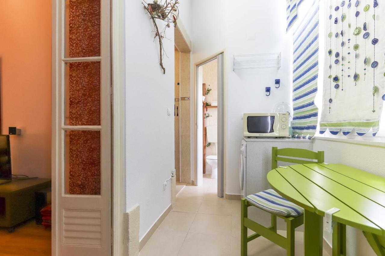 Appartamento Red Almirante By Homing Lisbona Esterno foto