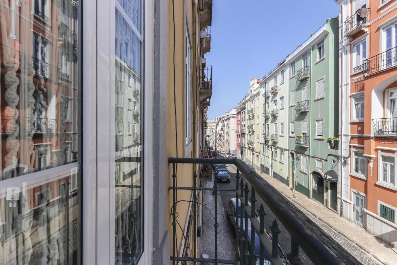 Appartamento Red Almirante By Homing Lisbona Esterno foto